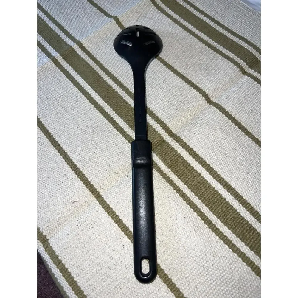 Calphalon Slotted Serving Spoon 8 Slots Nylon‎ Silicone Black 14